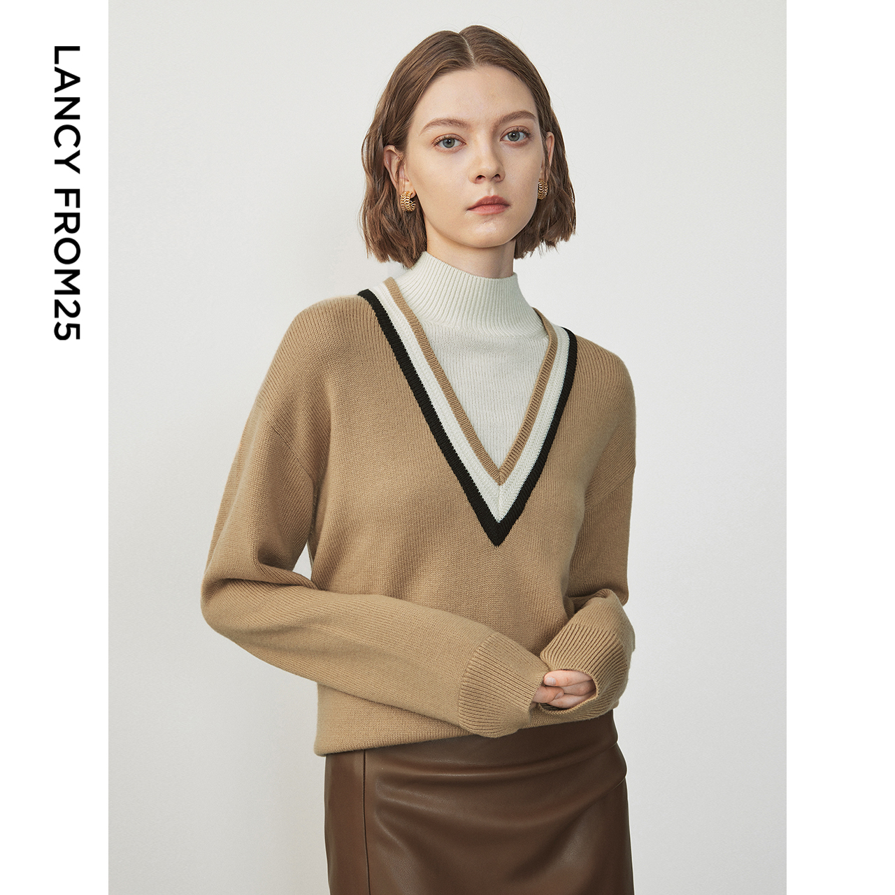 朗姿羊毛假两件套头立领