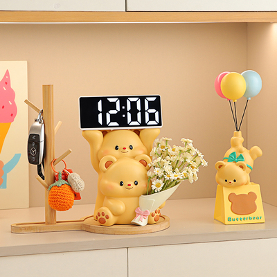 可爱小熊入户门玄关装饰品桌面时钟摆件客厅家居酒柜电视柜装饰品
