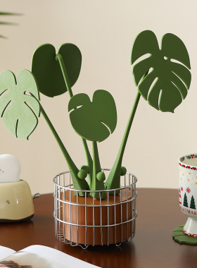 高级感龟背芋隔热垫杯垫创意餐桌摆件彷真绿色植物植物盆栽磁吸防