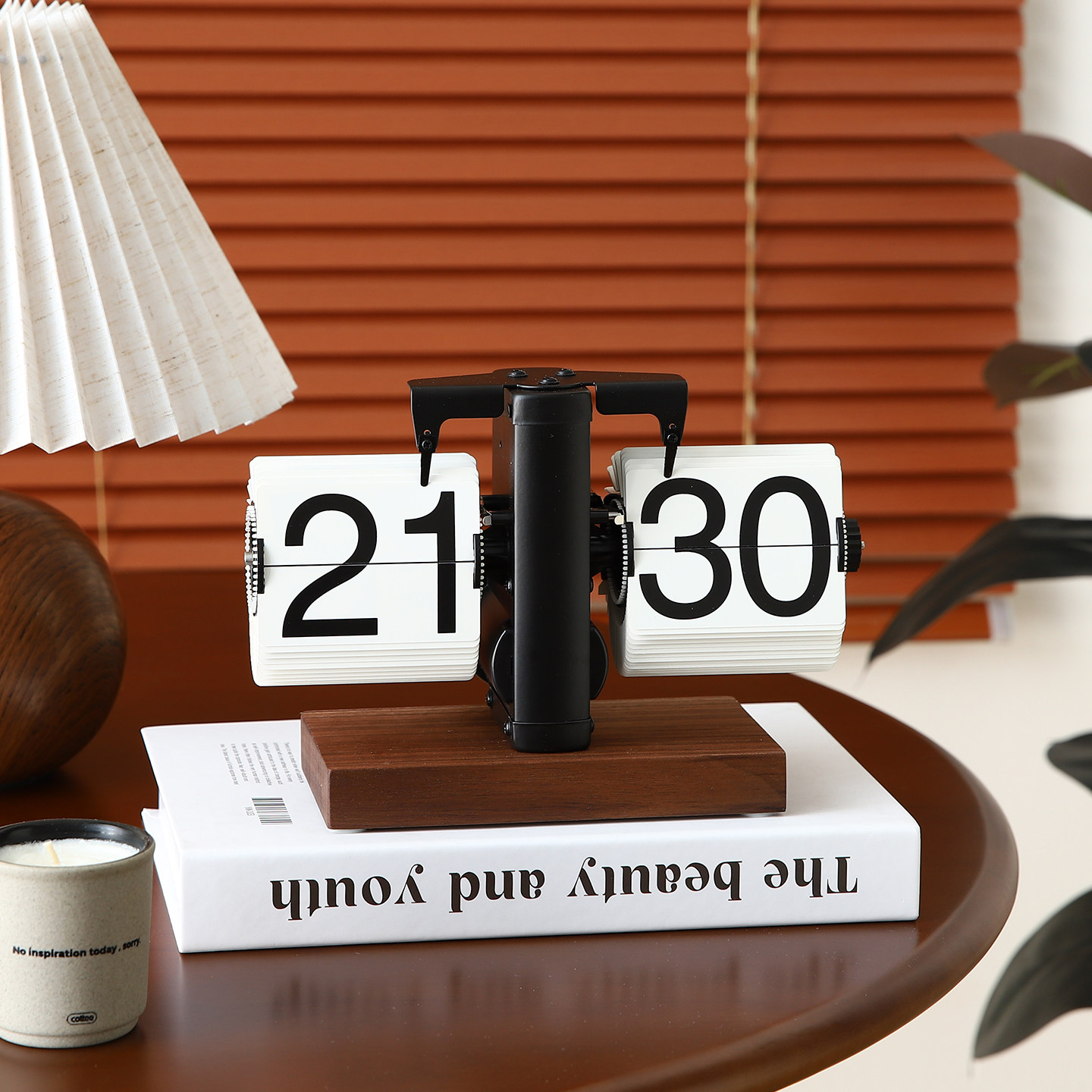 自动翻页时钟办公室电竞桌面摆件高级感小众客厅家居电视柜装饰品,家居饰品,桌面摆件,淘宝优惠券,粉丝福利购,淘宝优惠卷