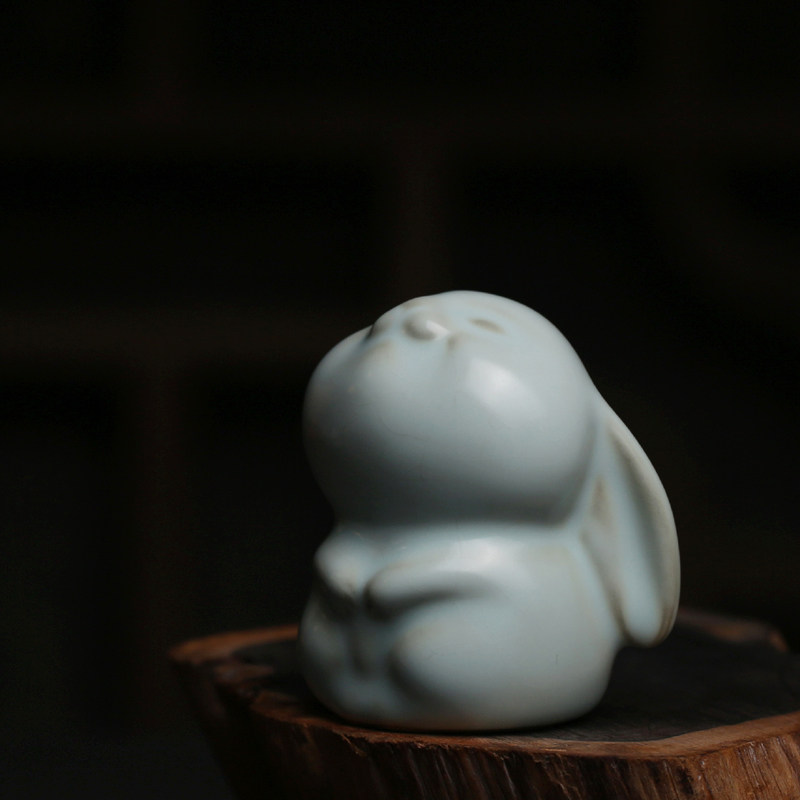 《望月兔》精品汝窑开片茶宠 茶桌氛围感小摆件家居复古陶瓷兔子,餐饮具,茶宠摆件,淘宝优惠券,粉丝福利购,淘宝优惠卷