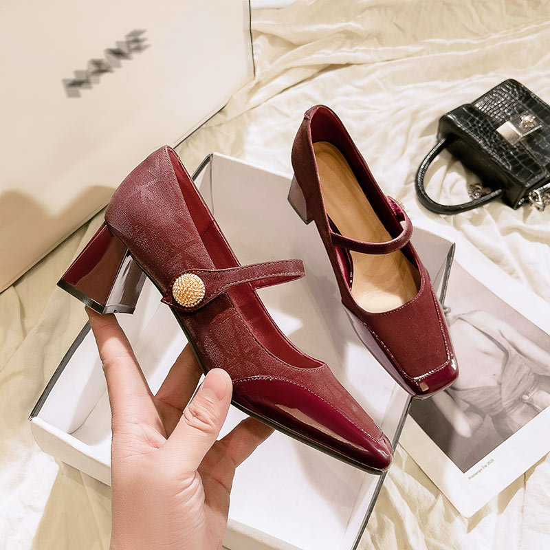 法式玛丽珍单鞋粗跟2025新款春秋酒红色魔术扣带大码高跟鞋不累脚