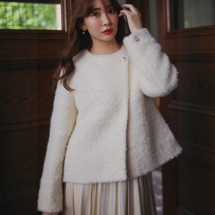 Boucle Elise Peplum Coat 优雅圆领毛绒外套 日代 25AW Herlipto