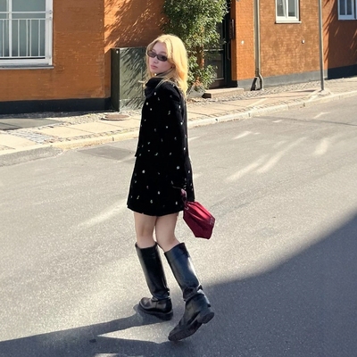 Bibiy可爱优雅花朵翻领连衣裙