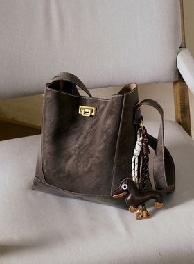 C1137DX5新款单肩包