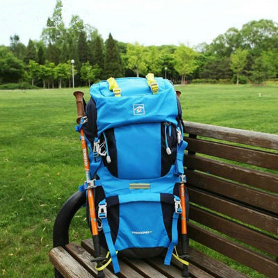 户外男女通用登山双肩背包