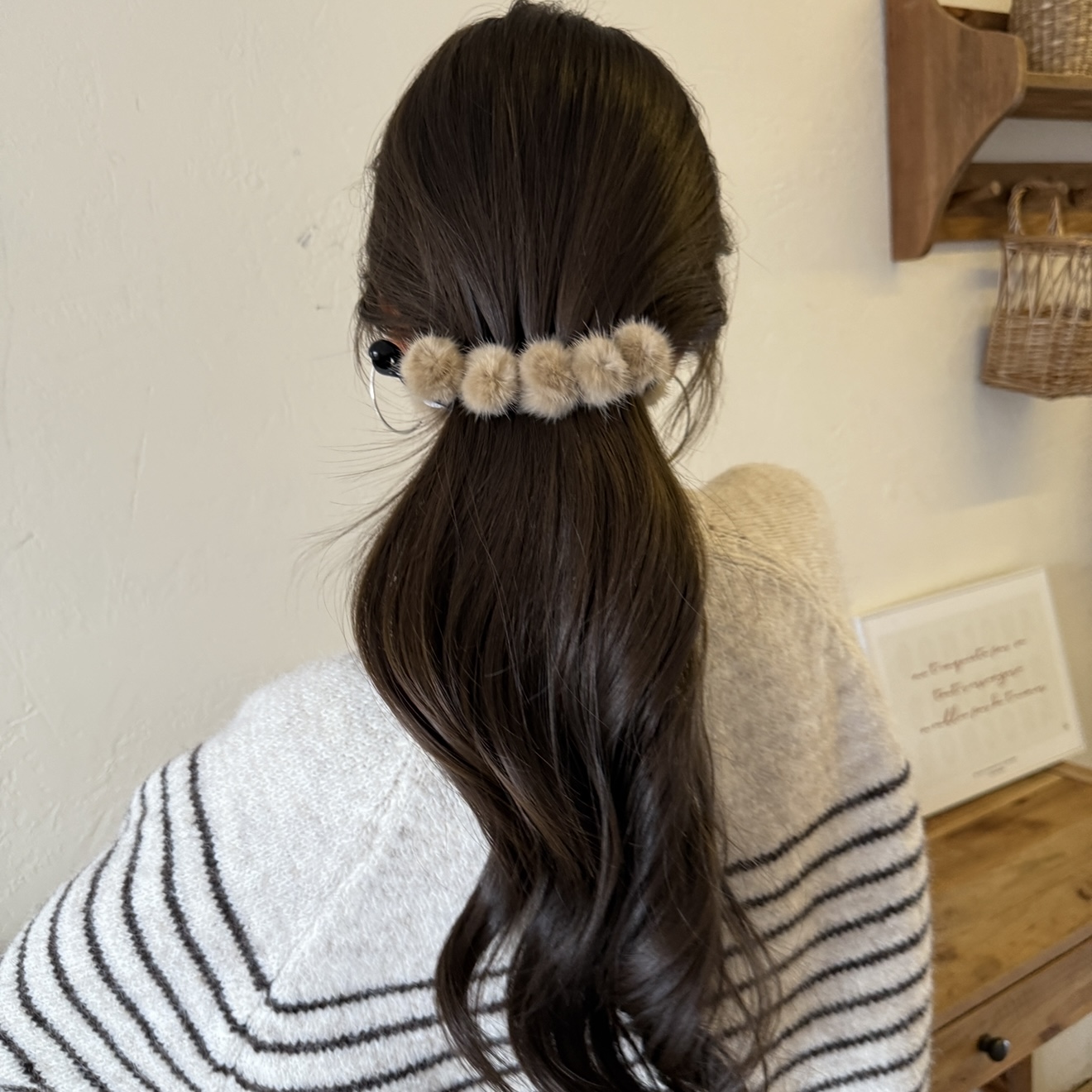 韩系秋冬~毛球香蕉夹大号13cm后脑勺抓夹高级感显发量高马尾发夹