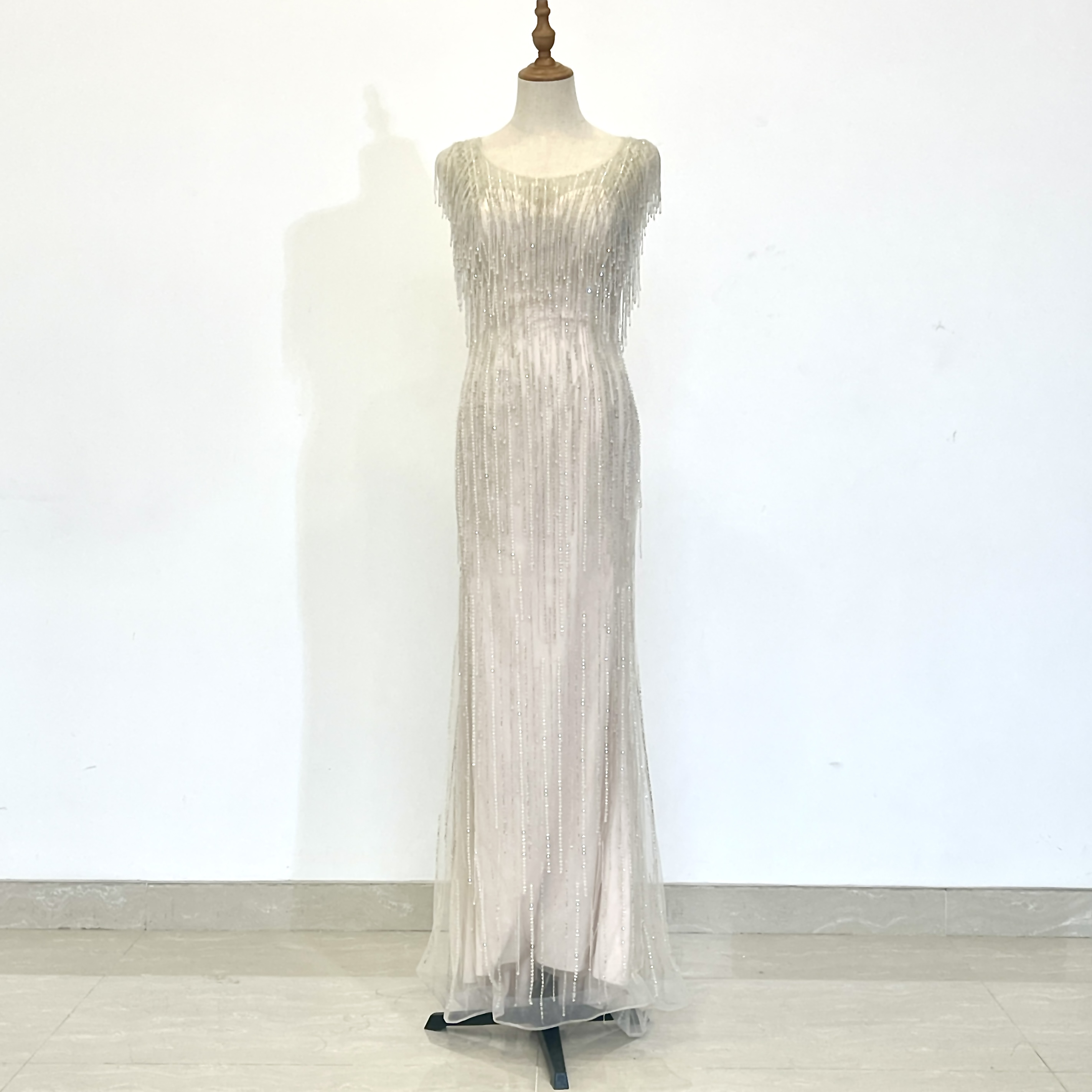 60年代盖茨比风重工水晶流苏串珠粉色亮缎衬底礼服写真生日舞会