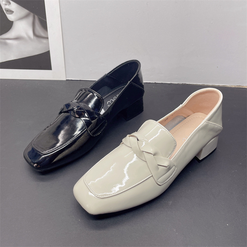 品牌清仓头层牛皮乐福鞋女