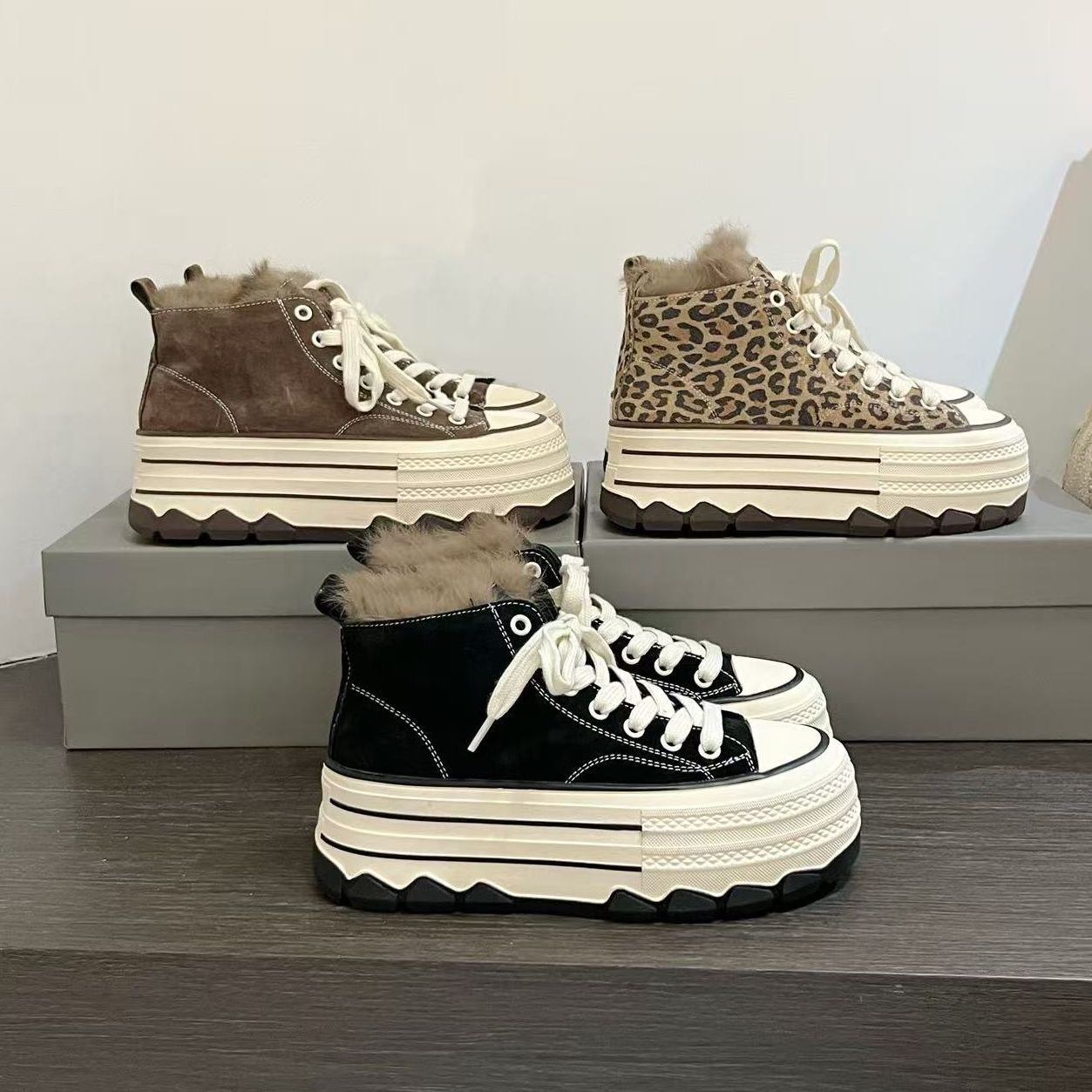 2025冬季高帮加绒厚底真皮兔毛高帮帆布鞋女百搭松糕底增高板鞋