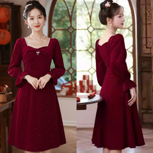 新娘敬酒服小个子秋冬法式气质红色丝绒订婚回门连衣裙子生日礼服