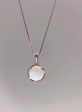 白玉髓四叶草项链女2024年新款轻奢小众设计级四叶草锁骨链颈链