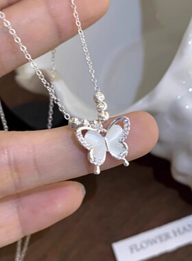 新中式猫眼石蝴蝶项链女2024新款轻奢小众设计清冷感choker锁骨链