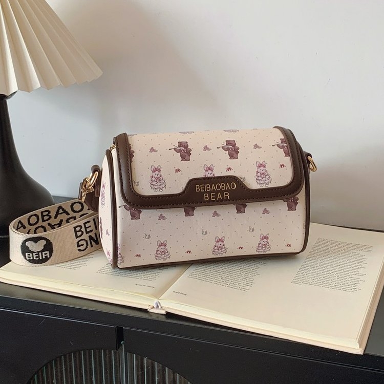 北包包潮流休闲刺绣2025新款枕头包韩版小众斜挎单肩包