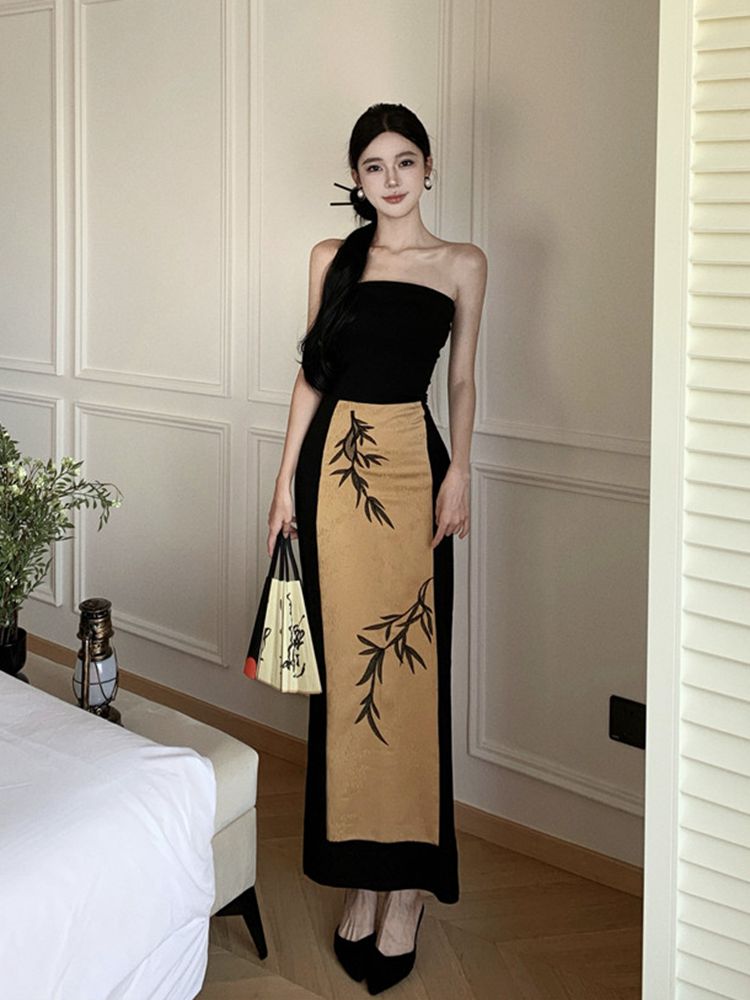新中式国风复古改良抹胸连衣裙女春季性感露肩修身收腰包臀长裙子