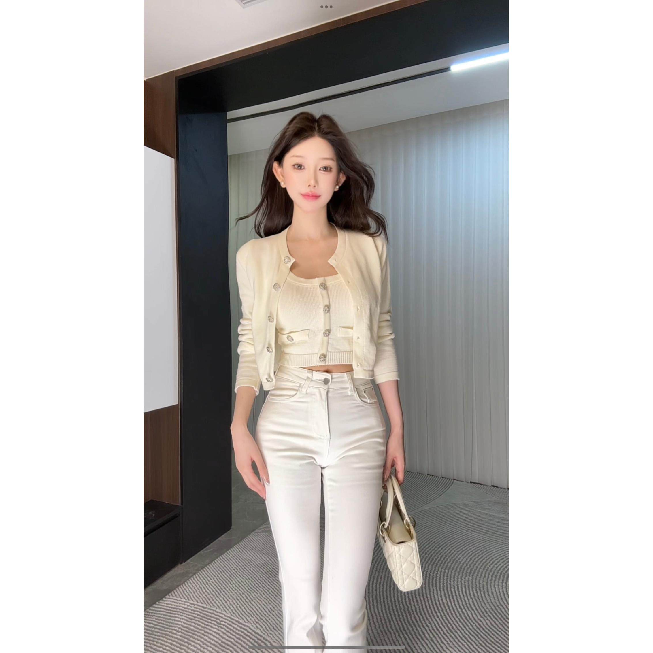早秋氛围感穿搭白色针织开衫外套吊带背心上衣两件套装女2025新款
