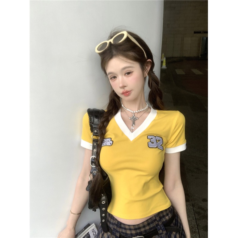 美式辣妹撞色V领短袖t恤女装夏季运动风修身绝美正肩短款露脐上衣
