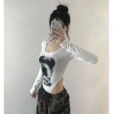 Shawne 26s春新韩国正品代购 Y2K胸前个性印花性感甜美连体T恤