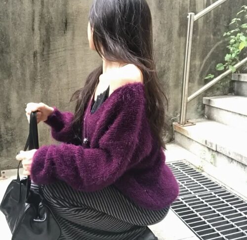 Shawne 26s秋新韩国正品代购 小众纯色性感V领舒适露肩甜美针织衫