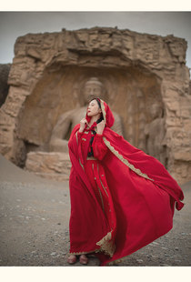 理想三旬女装红色西域民族风蕾丝拼接大裙摆中长款半身裙雪纺套装