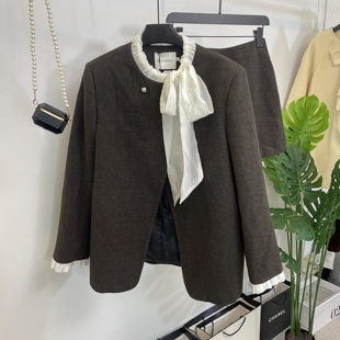 套装 高级毛呢加厚百搭时尚 潮 加羽绒外套短裙两件套女时尚 飘带韩版