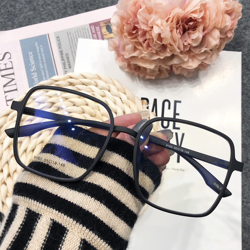 超轻黑框韩版近视眼镜