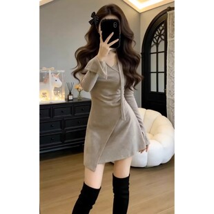 2026春季新款大方得体v领针织连衣裙子秋冬高级感气质收腰a字短裙