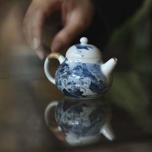 景德镇弥云斋涵香明青花花卉纹手绘云壶小容量限量版