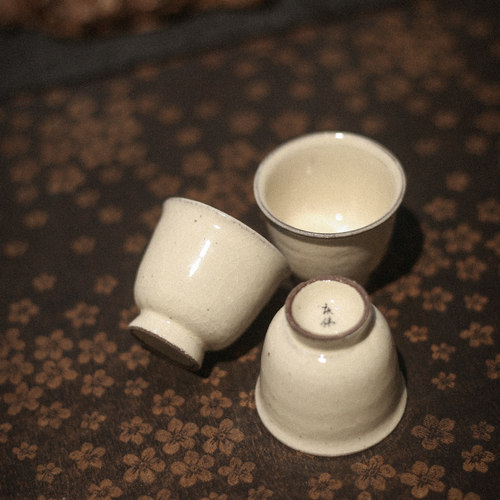 景德镇手工粉引粗陶功夫茶具品茗杯茶杯个人单杯小号30ml小杯聚香