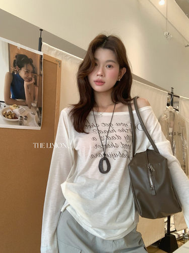 柠檬绿茶10379轻薄透气字母印花一字领斜肩防晒长袖T恤女宽松上衣