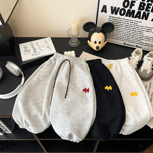 儿童春秋裤子刺绣运动卫裤秋2026新款男童女童宝宝卡通韩版束脚裤