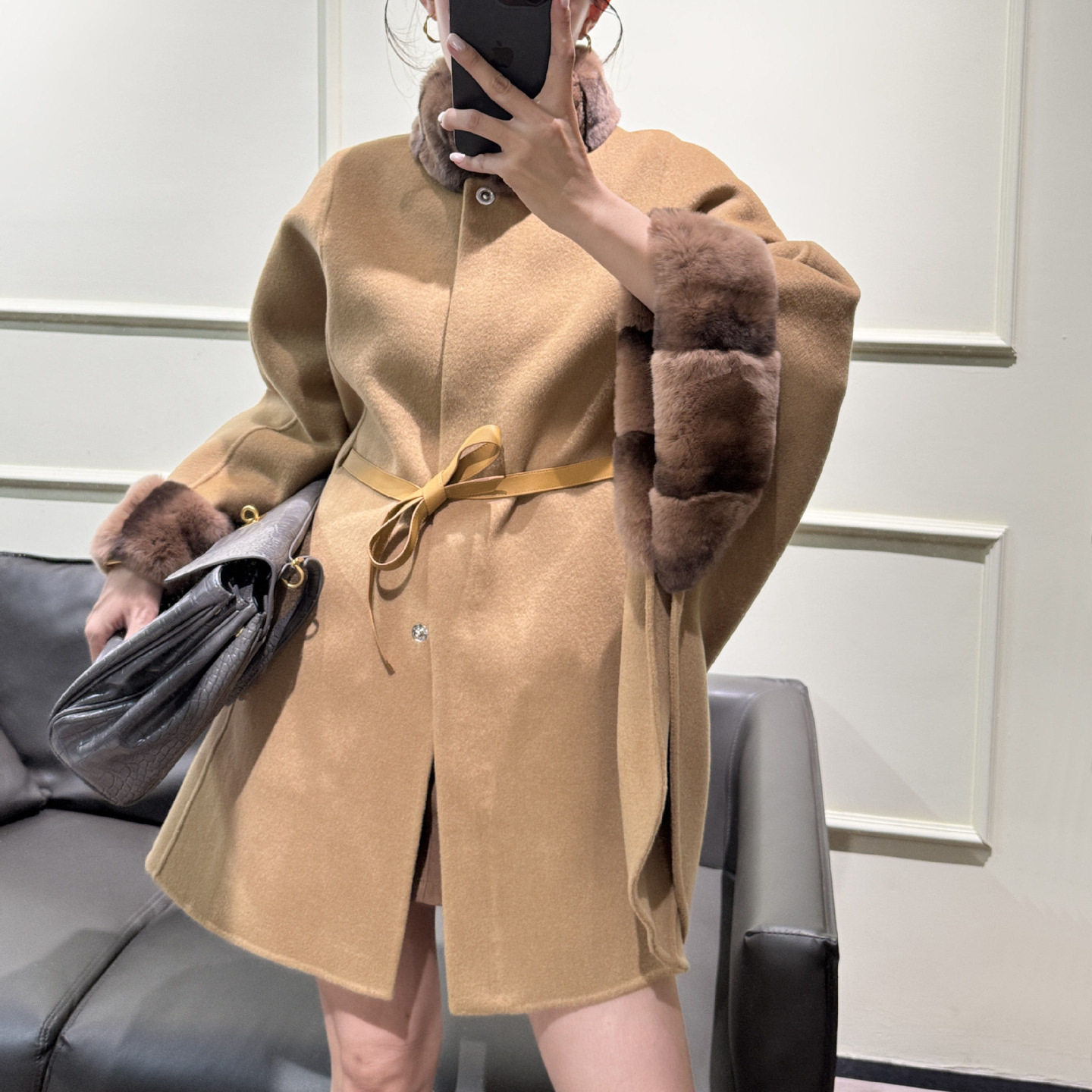 秋冬新款千金风毛绒袖斗篷毛呢大衣女收腰系带高级感外套中长款