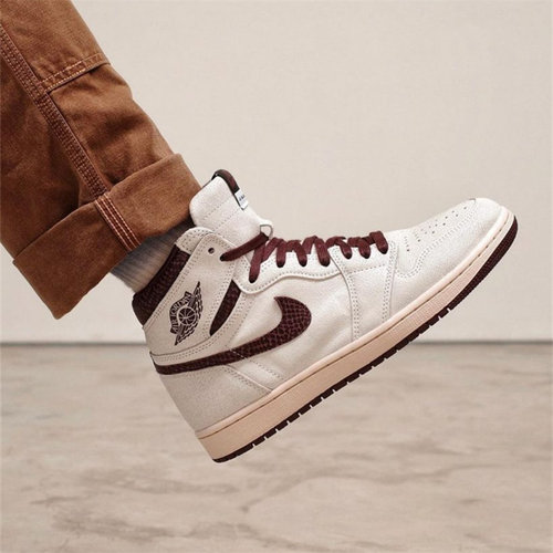 Jordan1灰粽联名高帮篮球鞋