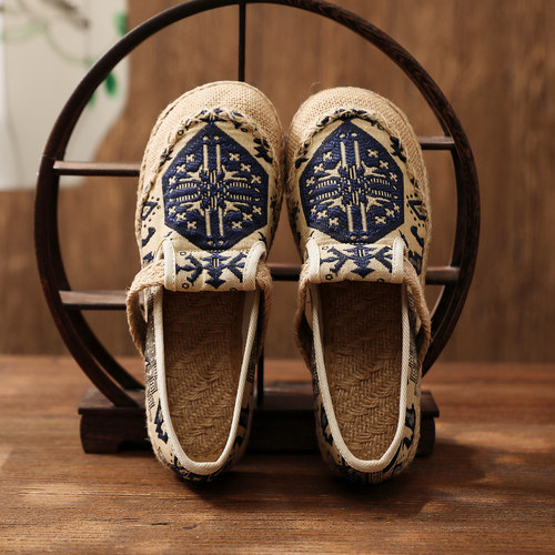 老北京布鞋绣花鞋女单夏季民族风