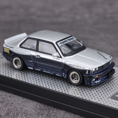 宝马E30M3火箭兔车模