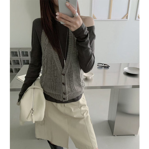 V.STUDIO秋季女针织马甲两件套