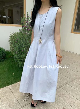 FST无袖背心连衣裙女夏季2026新款极简修身显瘦A字蓬蓬花苞长裙子