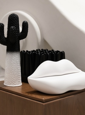 【官方授权】意大利Gufram mini黑白仙人掌红唇绿色草丛潮摆件潮