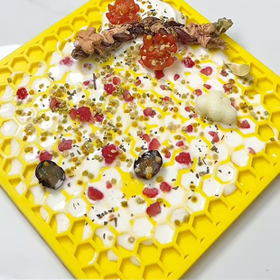 sodapup慢食垫平替宠物猫狗防噎缓食碗带吸盘酸奶罐头肉泥舔食垫