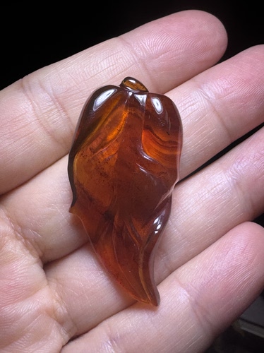 缅甸琥珀棕血金枝玉叶吊坠3.9