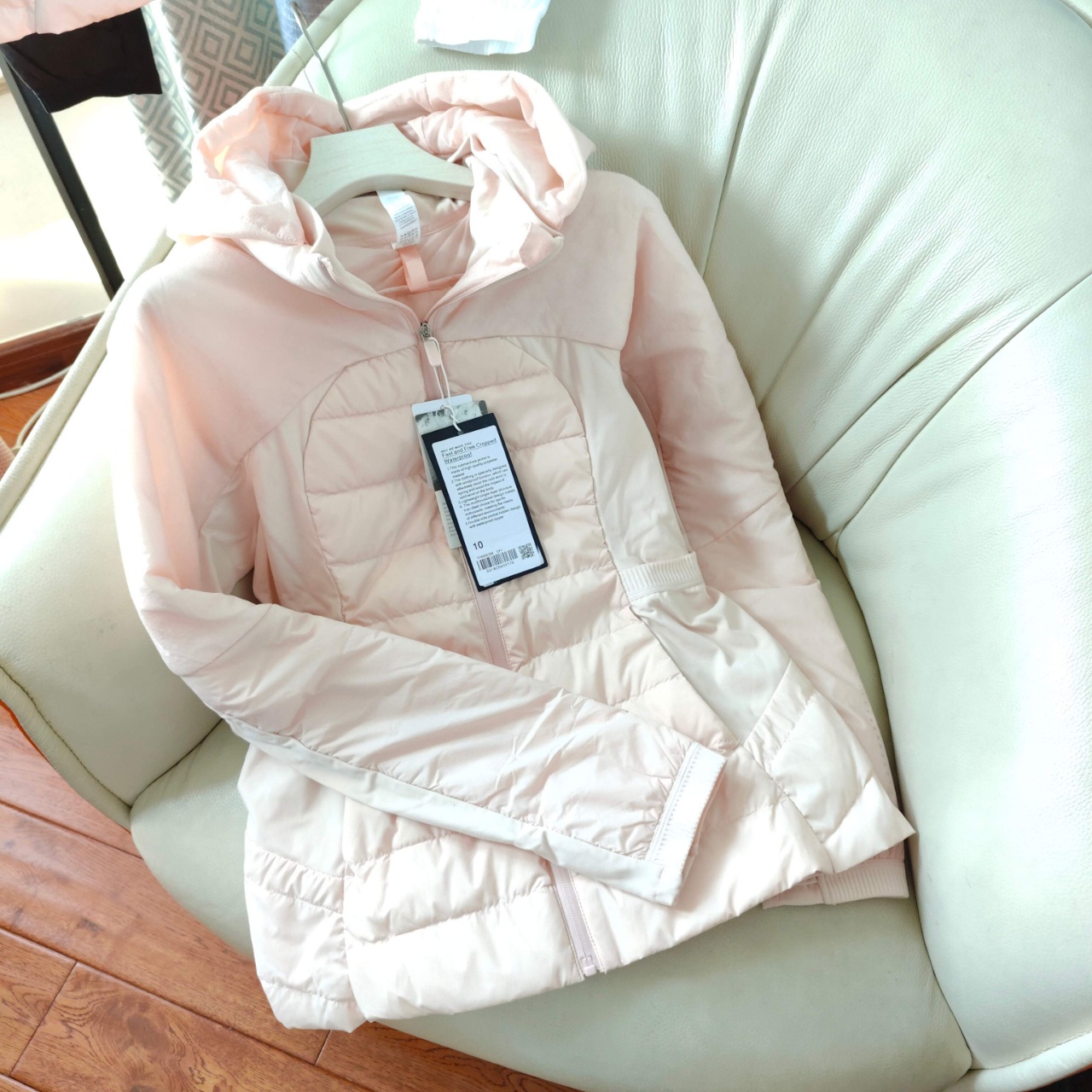 L轻薄运动羽绒服女冬季户外保暖修身显瘦连帽跑步户外瑜伽服外套