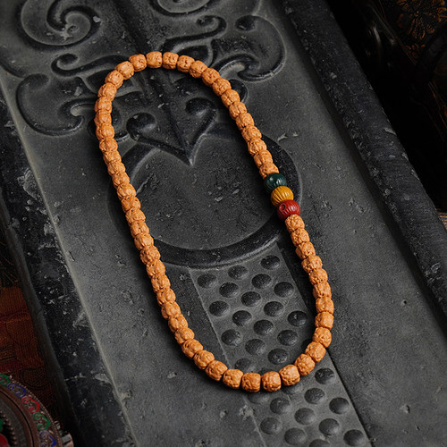 金刚菩提子盘玩三日红手持文玩