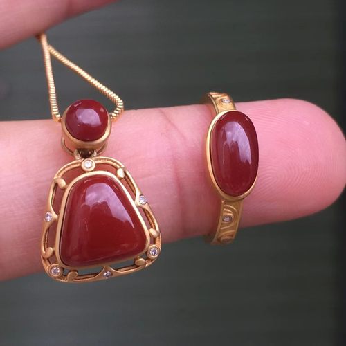 南红玛瑙吊坠戒指套装18k金镶嵌吊坠戒指