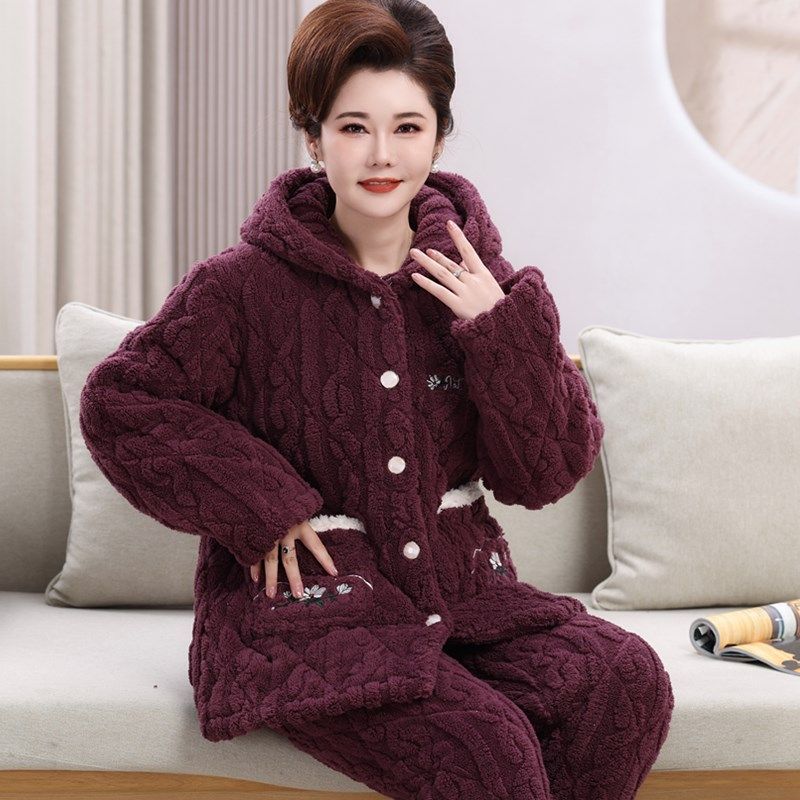 冬季款夹棉睡衣女士中老年妈妈特厚加肥大码珊瑚绒三层棉袄家居服