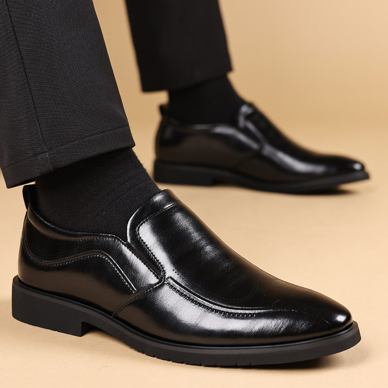 休闲皮鞋男款商务正装2026春季新款透气真皮套脚豆豆鞋一脚蹬男鞋