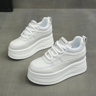 小个子百搭皮面防滑休闲鞋 增高9公分小白鞋 春款 厚底松糕鞋 女韩版