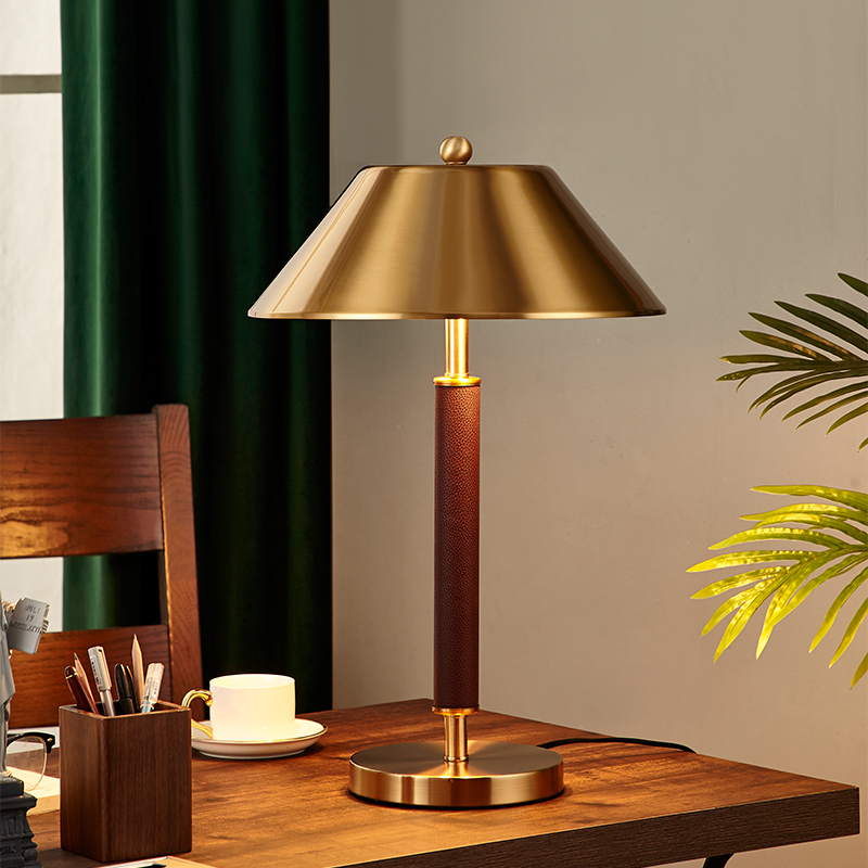 轻奢后现代创意台灯现代简约书房个性书桌设计师北欧ins酒店床头