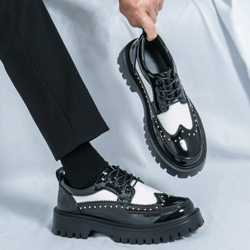 跨境大码2025正装休闲鞋铆钉个性理发师皮鞋厚底增高黑白时尚男鞋