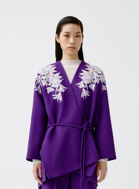 【JOJO官方授权】LAMAISONJADE玉琼紫色丝毛手工苏绣交领系带外套