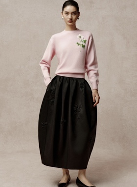 【JOJO官方授权】LAMAISONJADE玉琼粉色羊毛手工绣片圆领套头毛衫